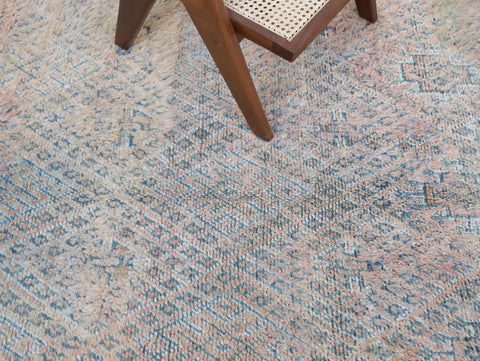 Hennuba Vintage Moroccan Rug  6'7" x 8'9"