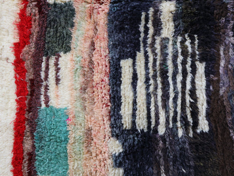 Thiyya  Moroccan Rug 5'7" x 8'7"