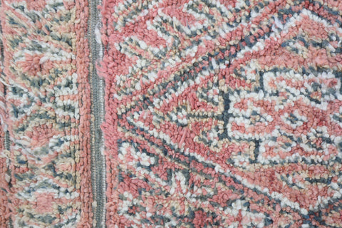Aghilas Vintage Moroccan Rug  7'0" x9'5"
