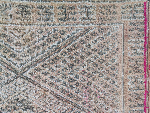 Yerri Vintage Moroccan Rug  6'9" x11'1"