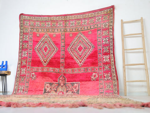 Mizig Vintage Moroccan Rug  6'9" x 13'0"