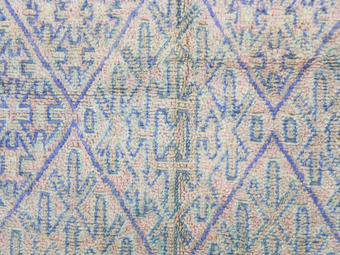 Tawurt Vintage Moroccan Rug  6'6" x9'2"