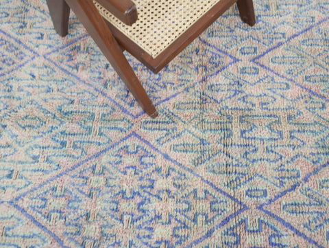 Tawurt Vintage Moroccan Rug  6'6" x9'2"