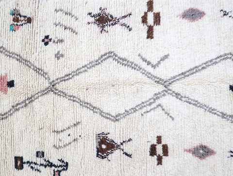 Tumsilt Moroccan Rug 4'1" x 8'2"